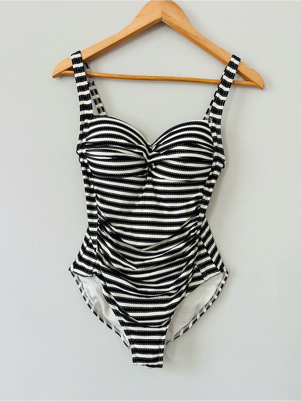 Nip Tuck Tummy Control Black & White with Gold Striped One-Piece Swimsuit Size 6